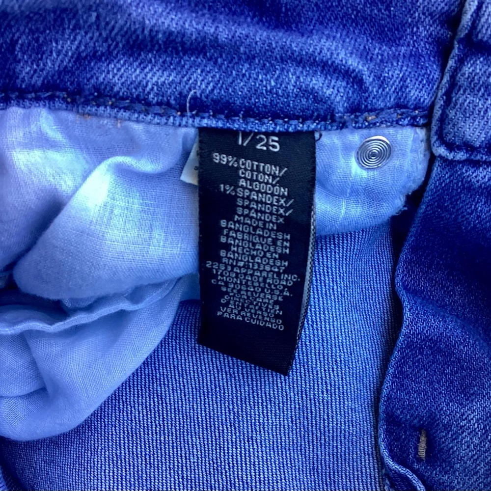 Distressed high rise skater jeans by Kendall & Kylie - Picture 7 of 9